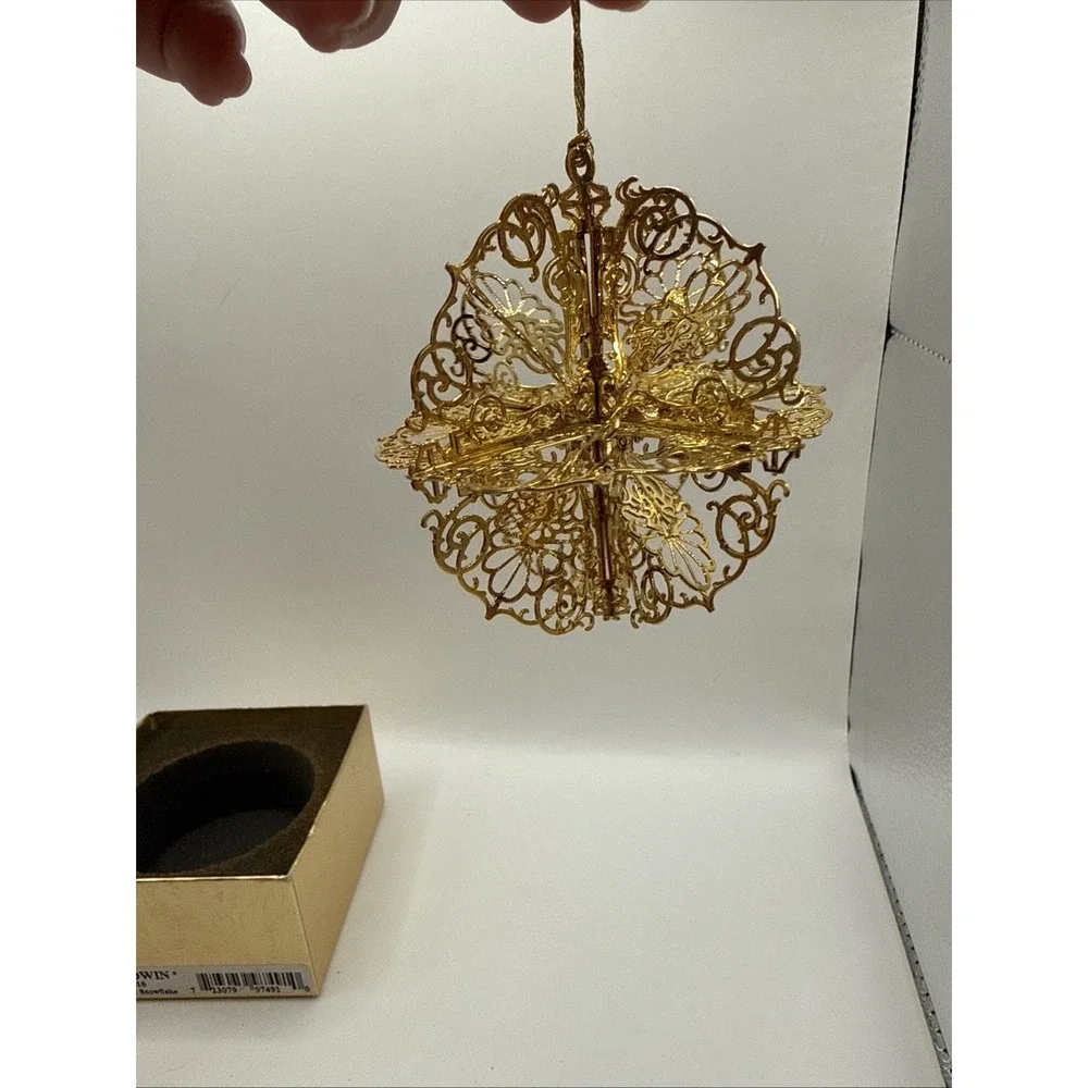 Baldwin Lacy Snowflake 3